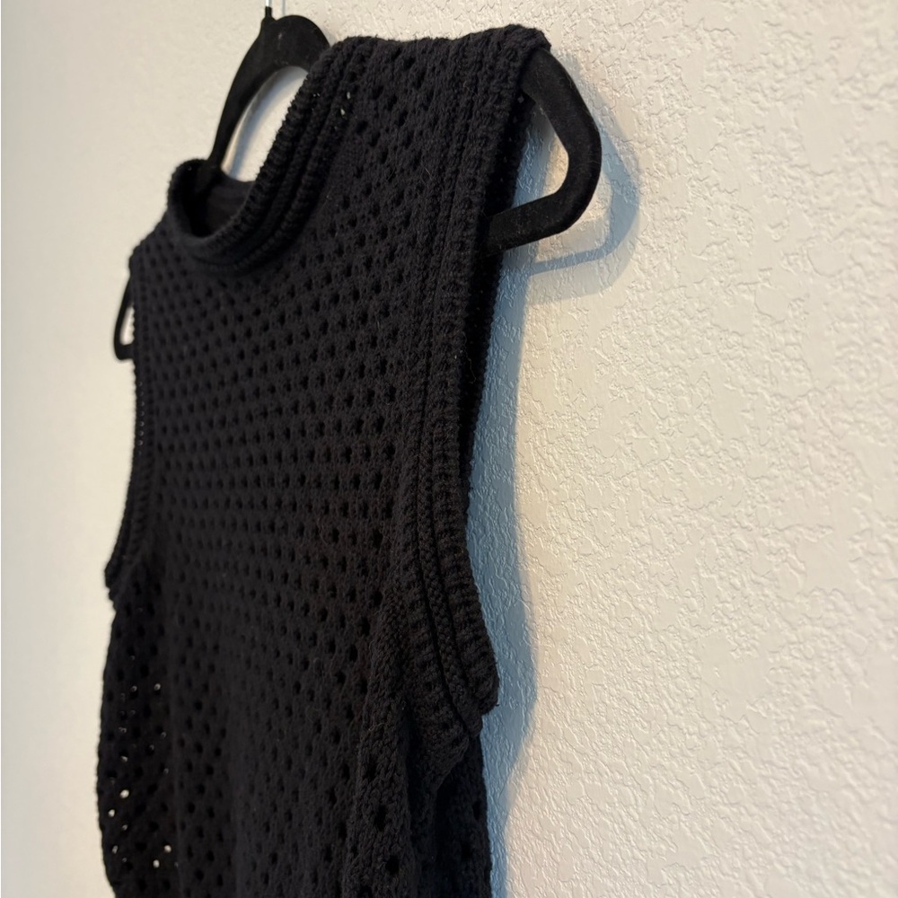 Sincerely Jules Black Open Knit Sweater Vest Sleeveless Crochet Size M - Picture 5 of 9
